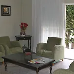 Rey Teodomiro بيت ضيافة 2*